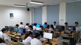 ទីក្រុង Lao Cai៖ សិស្សចំនួន ៧៥នាក់ ទទួលបានវិញ្ញាបនបត្រ MOS IT