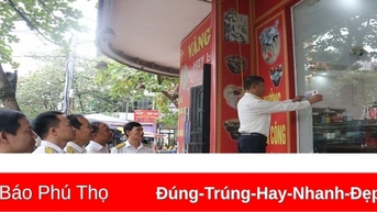 Ra quân gắn mã QR định danh hộ, cá nhân kinh doanh tại thị xã Phú Thọ