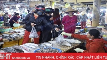 Thực phẩm tươi sống ngày cận tết ở Hà Tĩnh tăng 10-30%