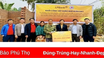 ពិធីបញ្ចុះបឋមសិលាសាងសង់ផ្ទះសប្បុរសធម៌នៅឃុំខ្វាវ
