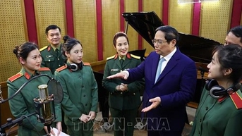 NTO - នាយករដ្ឋមន្ត្រីអញ្ជើញសួរសុខទុក្ខ និងជូនពរឆ្នាំថ្មីដល់សាកលវិទ្យាល័យវប្បធម៌