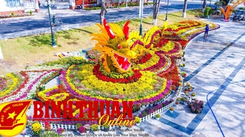 Khai mạc Đường hoa xuân Nguyễn Huệ