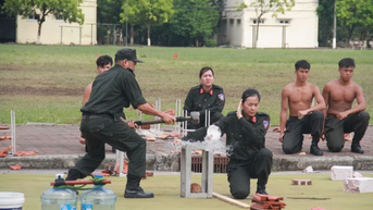 Đoàn đại biểu cán bộ quy hoạch Ủy viên Trung ương Đảng khóa XIV tham quan thực tế tại Bộ Tư lệnh Cảnh sát cơ động