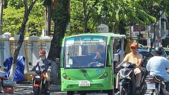 Đến hết năm 2025, xe buýt nội tỉnh và 50% số taxi kinh doanh ở Quảng Nam sử dụng ô tô điện