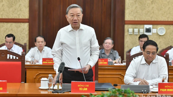 Báo cáo chính trị phải khơi dậy được sự tự hào, tự cường, tự lực, tự tin của cán bộ, đảng viên, nhân dân