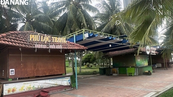 Dừng chủ trương thí điểm để tổ chức đấu giá cho thuê kinh doanh quầy ẩm thực - lưu niệm