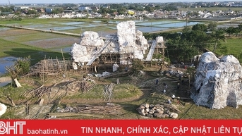 Dựng hang Bê-lem đón Giáng sinh ở Hà Tĩnh