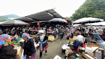 Chợ phiên San Thàng: Nét đẹp đa sắc của vùng cao Lai Châu