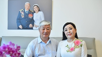 NSND Thu Hiền nhận nuôi 5 em nhỏ, tuổi 72 sống bình yên bên gia đình