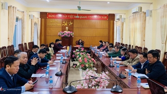 Tài liệu tuyên truyền về học tập và làm theo Bác Hồ bằng tiếng dân tộc được đánh giá cao