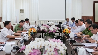 UBND tỉnh họp nghe báo cáo công tác triển khai Đề án 06 trên địa bàn tỉnh