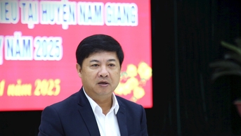 Thành công chung của huyện và tỉnh xuất phát từ những nỗ lực và kết quả của từng hộ gia đình, từng cá nhân tiêu biểu