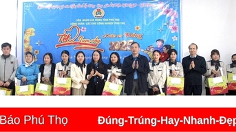 Trao 50 suất quà Tết cho đoàn viên, công nhân lao động tại Cụm công nghiệp Đồng Lạng