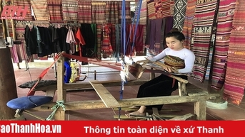 Ba Thuoc ថែរក្សាភូមិសិប្បកម្មដែលជាប់ទាក់ទងនឹងការអភិវឌ្ឍន៍ទេសចរណ៍