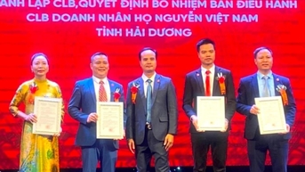 សម្ពោធក្លឹបធុរកិច្ច Nguyen នៅខេត្ត Hai Duong