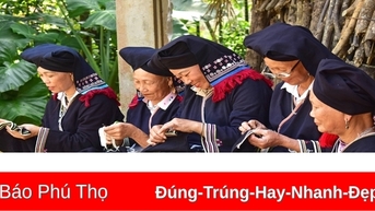 Nét đẹp trang phục phụ nữ Dao Tiền