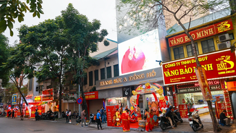 "Phố vàng" ở Thủ đô đìu hiu giờ mở bán ngày Vía Thần Tài 2024