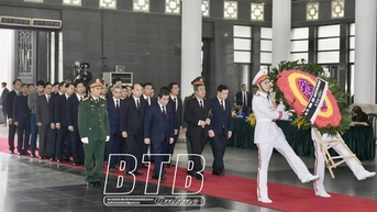 Đoàn đại biểu tỉnh Thái Bình viếng Tổng Bí thư Nguyễn Phú Trọng