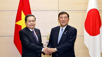 នាយក​រដ្ឋមន្ត្រី​ជប៉ុន​មាន​ជំនឿ​ថា វៀតណាម​នឹង​ក្លាយ​ជា​ប្រទេស​ឈាន​មុខ​គេ​នៅ​អាស៊ី​ឆាប់ៗ​នេះ។