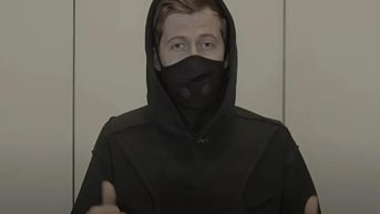 Alan Walker gây sốt khi xuất hiện tại Đường lên đỉnh Olympia