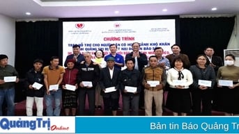 Trao 105 suất quà cho người khuyết tật, nạn nhân da cam