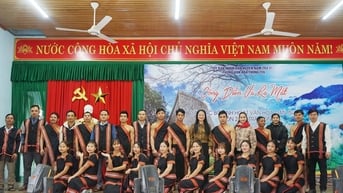 Ra mắt Câu lạc bộ sinh hoạt văn hóa dân gian xã Trà Don