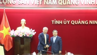 Đồng chí Bí thư Tỉnh ủy tiếp, làm việc với Tập đoàn Xây dựng Thái Bình Dương (Trung Quốc)