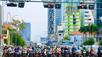 ការ​ដោះស្រាយ​ការ​ល្មើស​ច្បាប់​ចរាចរណ៍​តម្រូវ​ឱ្យ​មាន "ការ​យល់​ដឹង និង​ហេតុផល"