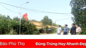 ការងារ​ចលនា​មហាជន​នៅ Hung Xuyen