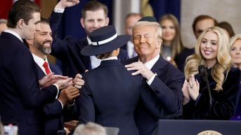 Những hình ảnh ấn tượng trong lễ nhậm chức lần thứ 2 của ông Trump