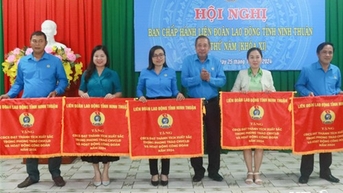 Hội nghị Ban Chấp hành Liên đoàn lao động tỉnh lần thứ V