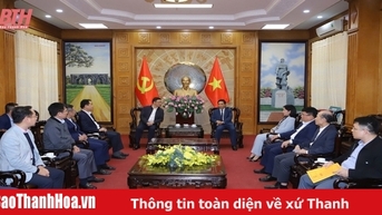 លេខាបក្សខេត្ត Nguyen Doan Anh បានទទួលជួបថ្នាក់ដឹកនាំក្រុមប្រេង និងឧស្ម័នជាតិវៀតណាម