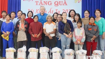 Lãnh đạo Ủy ban MTTQ Việt Nam tỉnh thăm, chúc Tết Ất Tỵ năm 2025