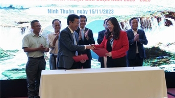 Ninh Thuận và Khánh Hoà ký kết Chương trình hợp tác phát triển du lịch giai đoạn 2023-2025