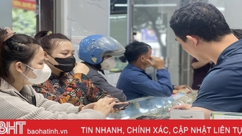 Giá vàng ở Hà Tĩnh tăng cao, giao dịch nhộn nhịp