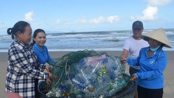 Phụ nữ Thăng Bình thi đua "Dân vận khéo"