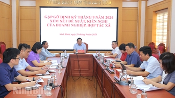 Lãnh đạo UBND tỉnh tiếp doanh nghiệp định kỳ tháng 9