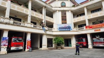240 chủ cơ sở kinh doanh nhà trọ được tuyên truyền thực hành chữa cháy và cứu nạn cứu hộ