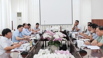 UBND tỉnh họp nghe báo cáo dự thảo nghị quyết của HĐND tỉnh về chính sách về đất đai đối với đồng bào dân tộc thiểu số