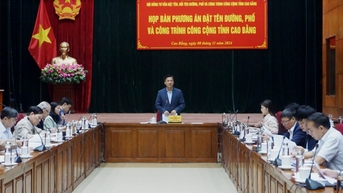 Họp bàn phương án đặt tên đường, phố và công trình công cộng trên địa bàn tỉnh