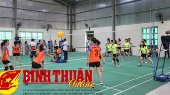 ព្រឹត្តិបត្រកីឡាបាល់ទះនារី ព្រឹត្តិបត្រ Binh Thuan Newspaper Cup លើកទី១