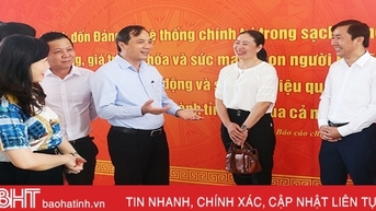 Phụ nữ Hà Tĩnh chung tay vun đắp giá trị gia đình Việt