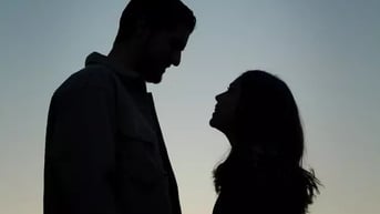 Nam giới ngày càng tiến hóa to lớn hơn nữ giới