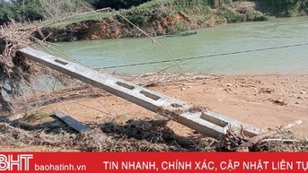 Nâng cấp lưới điện Hương Khê sau mưa lũ