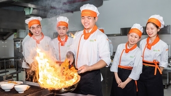 Sinh viên Đà Nẵng làm việc tại Đức với mức lương 60 triệu đồng/tháng