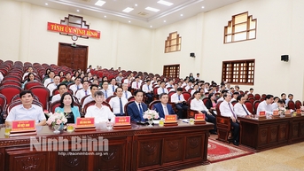 Khai giảng lớp bồi dưỡng cán bộ nguồn cấp tỉnh năm 2024