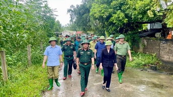 Đoàn công tác của Ban Bí thư Trung ương Đảng kiểm tra công tác phòng, chống, khắc phục hậu quả bão, lũ tại Tuyên Quang