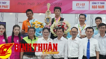Phạm Minh Tuấn đoạt cúp
