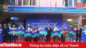 Petrolimex trao thưởng chương trình “Hóa đơn trao tay