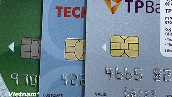Bốn trường hợp phong tỏa tài khoản thanh toán không dùng tiền mặt